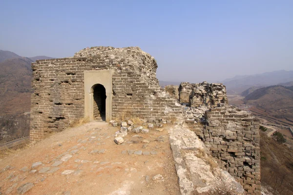 Die ursprüngliche Ökologie der großen Mauer — Stockfoto