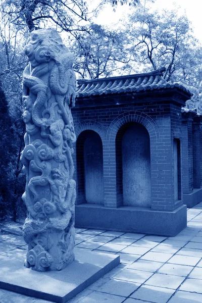 Древнекитайский традиционный архитектурный стиль в храме — стоковое фото