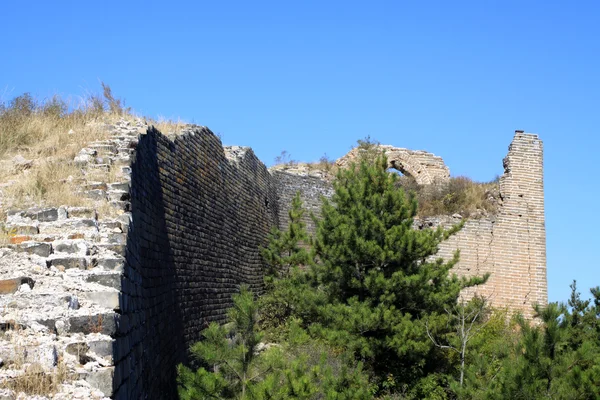 Den ursprungliga ekologin av muren passerar — Stockfoto