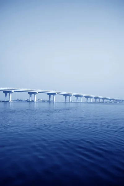 Bridge across the river — Stock Photo, Image