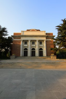 Pekin'de Tsinghua Üniversitesi Kampüs sahne