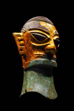 Çin Shang Hanedanlığı Altın Maskeli İnsan Başı, Guanghan, Sichuan 'daki Sanxingdui bölgesinden çıkarıldı.