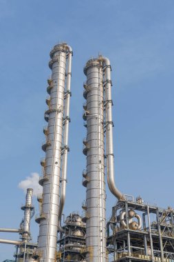 Kimya fabrikasında stiren atölyesi için üretim ekipmanları, fotoğrafa yakın çekim