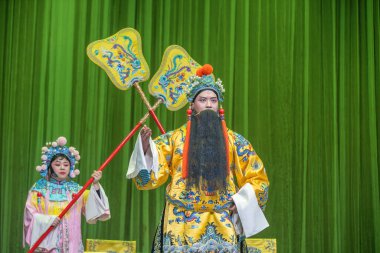 Luannan County, Çin - 3 Şubat 2026 akşamı Tangshan City, Hebei 'deki Chengzhaocai Grand Theater' da Da Jin Zhi 'nin geleneksel Pekin Operası gösterimi düzenlendi..