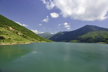Güney Kafkasya 'daki Dağ Gölü