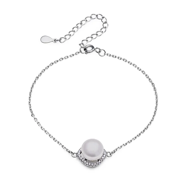 Zbliżenie: Srebrna bransoletka diamenty i perły — Zdjęcie stockowe
