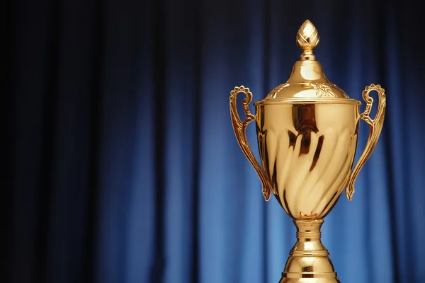 Koyu mavi Gold Kupası