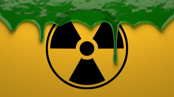 Il veleno verde gocciola su un simbolo di radioattività — Video Stock