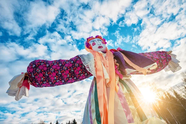 Geleneksel maslenitsa bebek