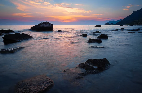 Ultima luce del sole sul mare — Foto Stock