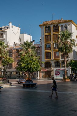 Algeciras, İspanya - 27 Haziran 2018. İspanya 'nın eski Algeciras kasabasındaki Historic Plaza Alta (Yüksek Meydan). Şehirdeki en büyük faaliyet merkezlerinden biridir..