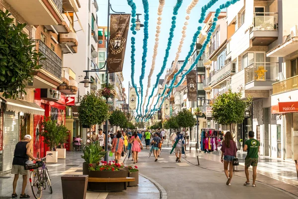 Torre Del Mar España Julio 2018 Turistas Calle Más Bonita — Foto de Stock