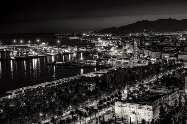 Malaga Stad Nachts — Stockfoto