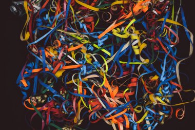 Plastik renkli flamalar, yakın görüş