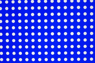 Mavi arkaplanda beyaz noktalar