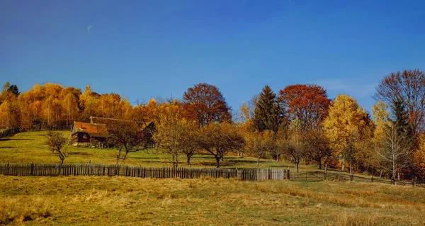 Beautiful Autumn Landscapes Romanian Mountains Fantanele Village Area Sibiu County — Stock Photo, Image