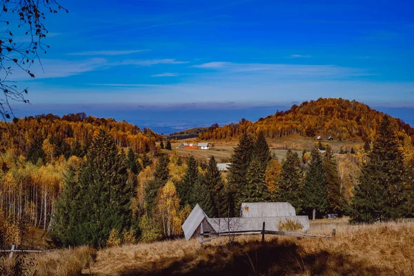 Prachtige Herfstlandschappen Roemeense Bergen Fantanele Dorp Gebied Sibiu Provincie Cindrel — Stockfoto