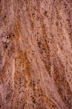 Kaolin madeninde soyut kum dokusu