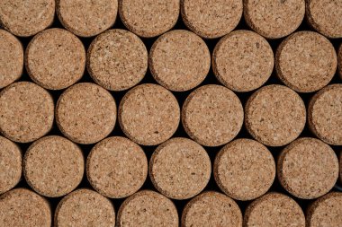 Siyah arkaplandaki tıpalar