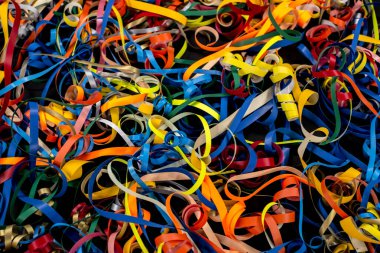 Plastik renkli flamalar, yakın görüş