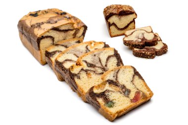 Romanya 'da kakao, Türk lokumu ve kuru üzümlü kek dilimleri