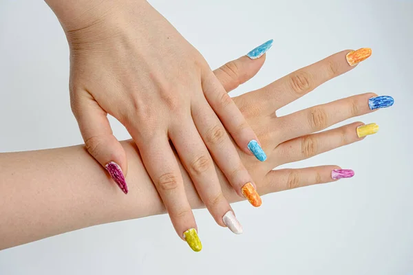 Mano Ragazze Con Fai Manicure Sfondo Bianco — Foto Stock