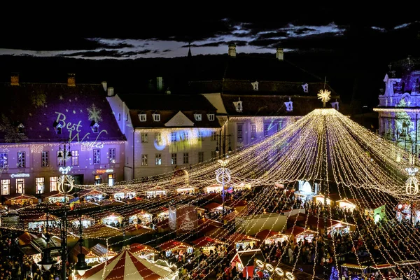 Sibiu Roemenië November 2019 Panoramisch Uitzicht Traditionele Kerstmarkt Het Historische — Stockfoto