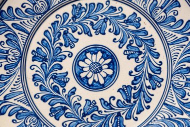 Süslü seramik plaka arkaplanını kapat