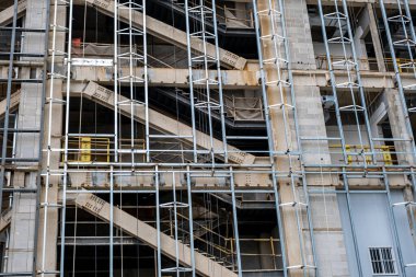 Devasa Modern Yüksek Binalar İnşaat Altında