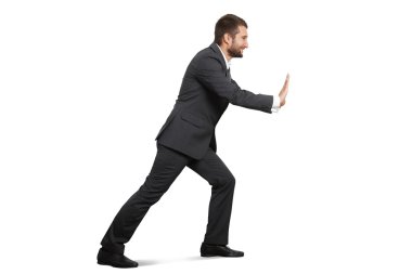 bir şey uzağa iterek smiley işadamı