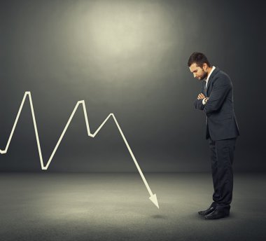 adam negatif grafik arıyor