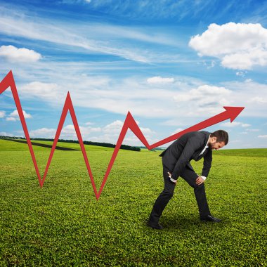 adam destekleyen kırmızı işaretçi