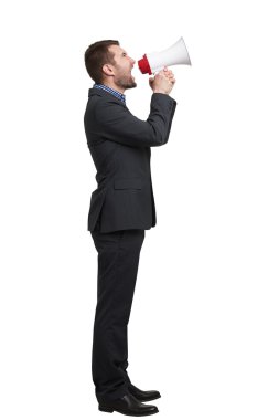 Siyah takım elbiseli bir iş adamı.