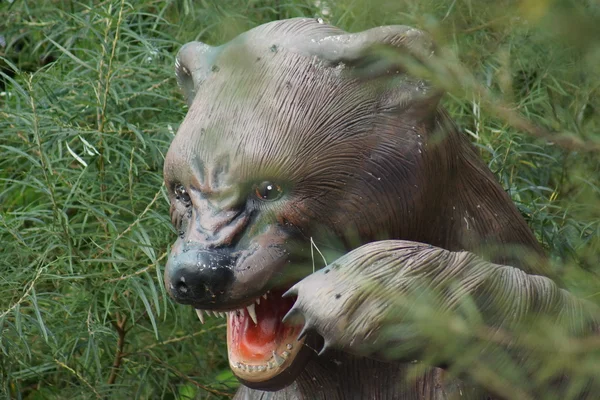 Ausgestorbener Höhlenbär - ursus spelaeus — Stockfoto