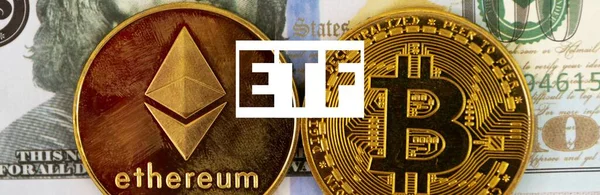 Üzerinde ETF işareti olan dolar banknotu, bir ethereum ve bir bit altın sikke..