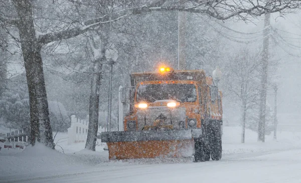 Yellow Municipal Snowplow Truck Clearing Road While Snow Still Falleing —  Fotos de Stock