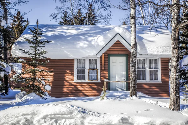 Cabine in de winter — Stockfoto