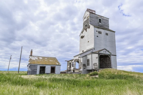 Abandoned Grain Elevator — Stock Photo, Image