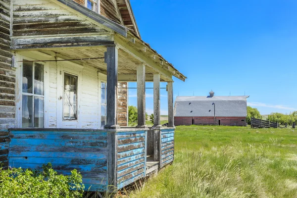 Övergiven gård gård — Stockfoto