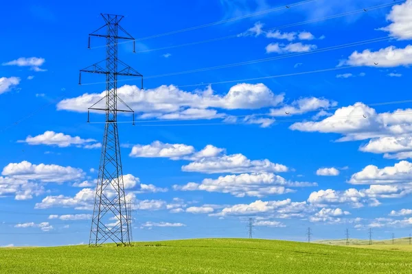 Power transmission tower — Stockfoto