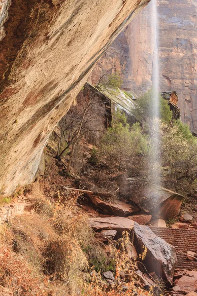 Wasserfall im Zion Nationalpark — Stockfoto