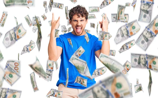 Young Handsome Man Curly Hair Wearing Casual Clothes Shouting Crazy — Stock Photo, Image