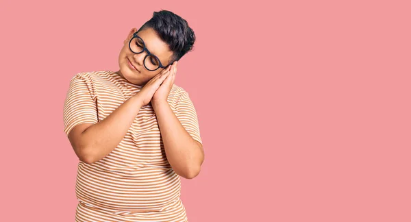 Kleine Jongen Kind Dragen Casual Kleding Bril Slapen Moe Dromen — Stockfoto