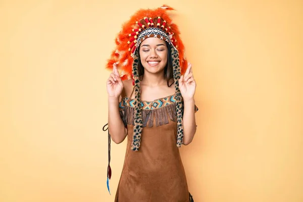 Young Beautiful Latin Girl Wearing Indian Costume Gesturing Finger Crossed — Stock Photo, Image