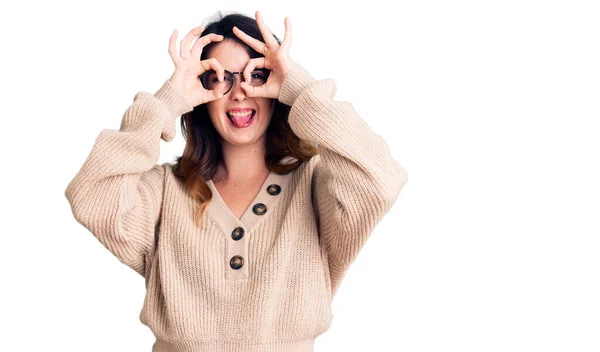 Beautiful Young Brunette Woman Wearing Casual Clothes Glasses Doing Gesture — Stock Photo, Image