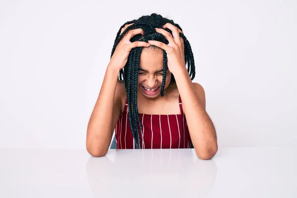 Jeune Fille Afro Américaine Enfant Avec Des Tresses Portant Des — Photo