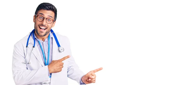Young Hispanic Man Wearing Doctor Uniform Stethoscope Smiling Looking Camera — Stock Photo, Image