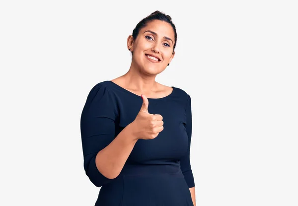 Young Beautiful Brunette Woman Wearing Casual Dress Doing Happy Thumbs — Stock Photo, Image