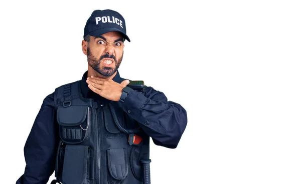 Young Hispanic Man Wearing Police Uniform Cutting Throat Hand Knife — Foto de Stock