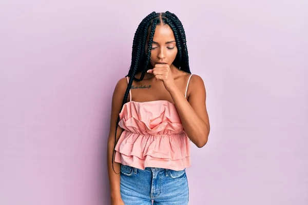 Beautiful Hispanic Woman Wearing Casual Clothes Feeling Unwell Coughing Symptom — Stock Photo, Image